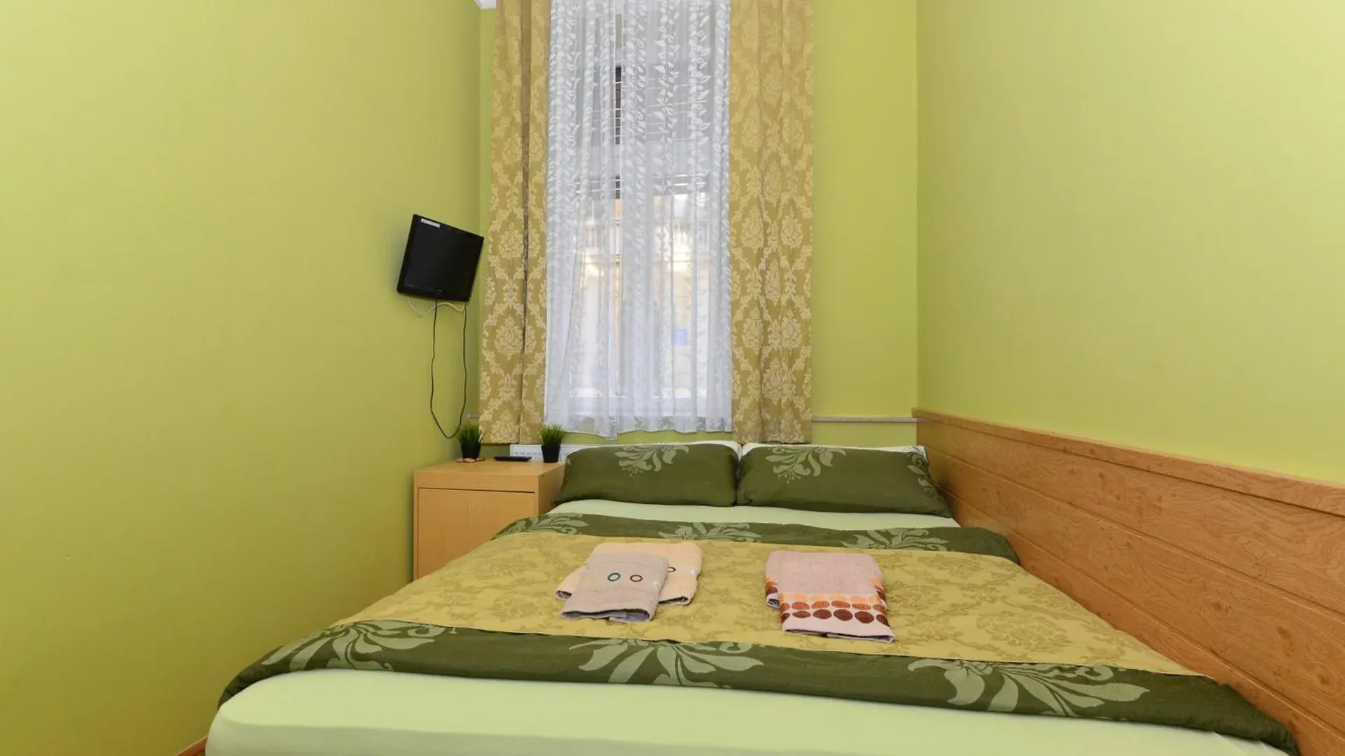 Gasthof Mandy Apartments Budapest